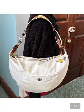 Coach Vintage Hampton shoulder bag  white satin nylon brown leather/yellow trim